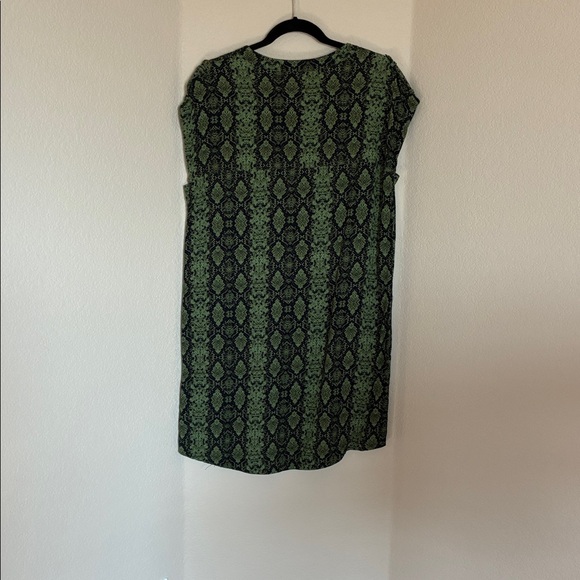 Anthropologie Green Snake Print Shift Dress - Picture 6 of 9